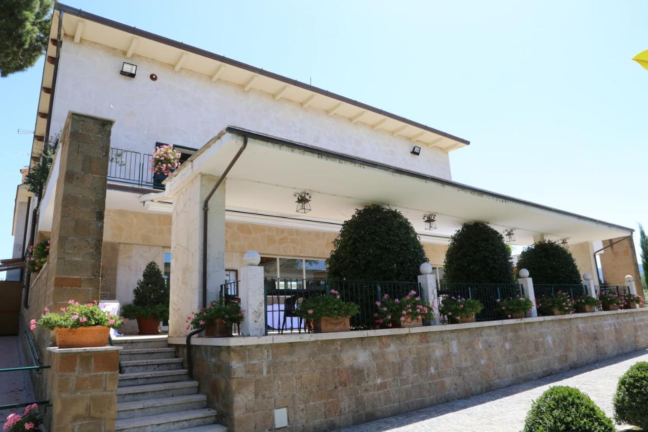 Tenuta Di Pietra Porzia Monte Porzio Catone Exteriör bild