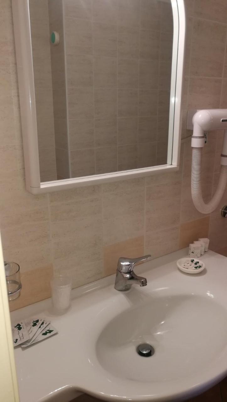 Tenuta Di Pietra Porzia Monte Porzio Catone Exteriör bild