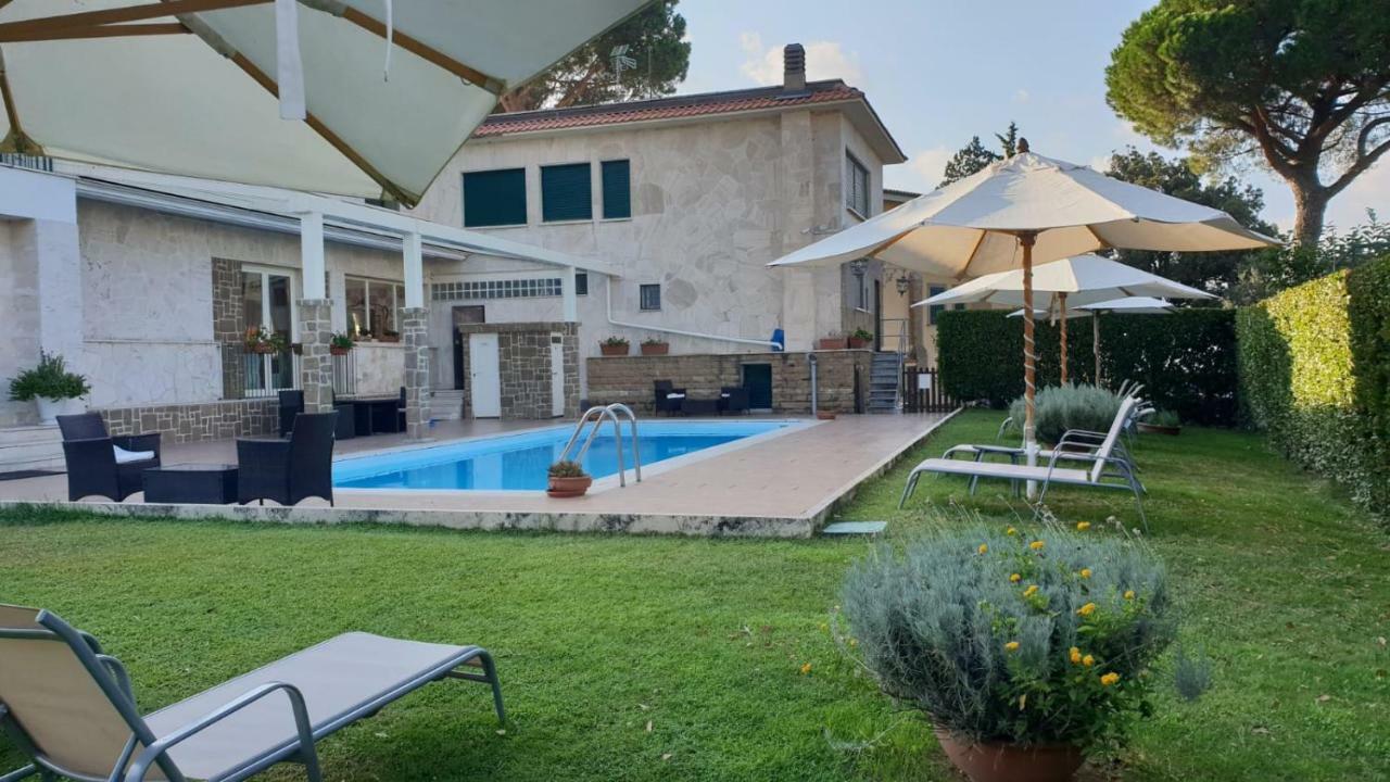 Tenuta Di Pietra Porzia Monte Porzio Catone Exteriör bild